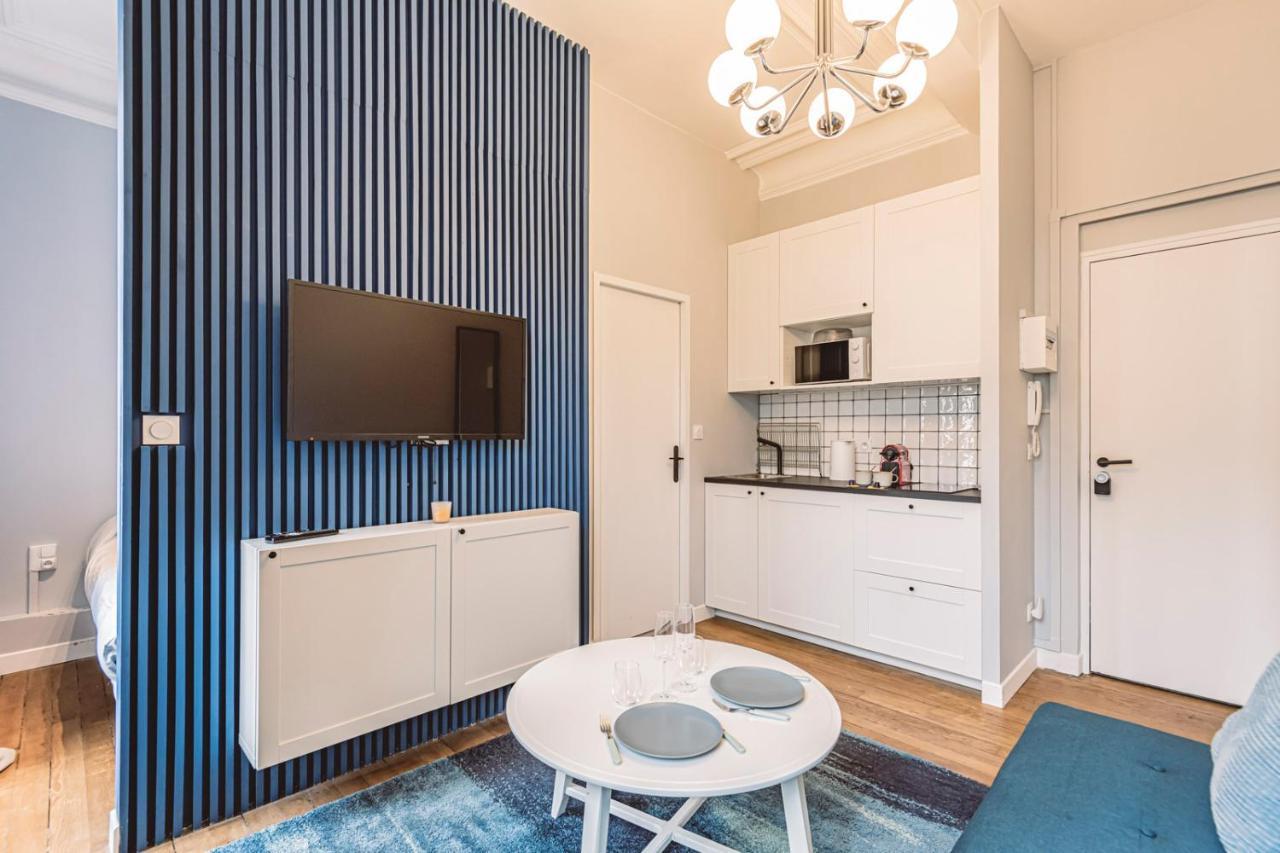 Apartamento Le Méditerranéen, face à la Cathédrale - 2D Reims Exterior foto